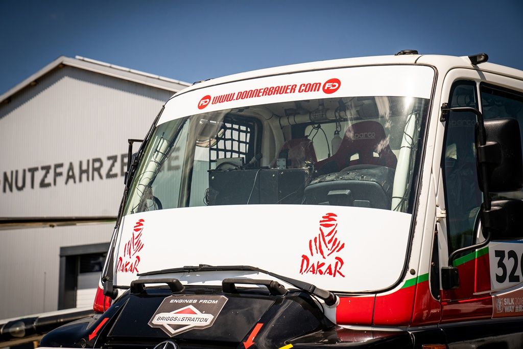 Mercedes Ralley Unimog , ex Paris-Dakar  3