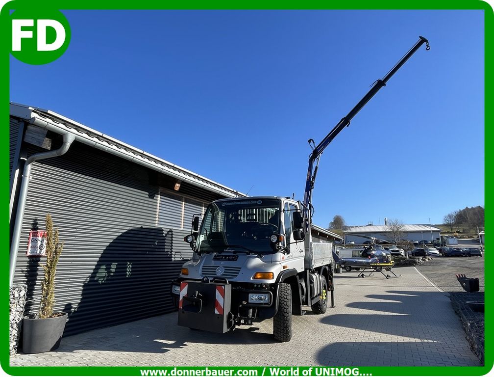 Mercedes Unimog U300 mit Kran, Österreich Zulassung  1