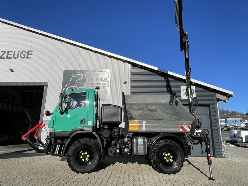 Unimog Unimog U20 mit Kran , Multitalent  2