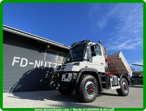 Unimog U427 mit Werner Seilwinde und Kran