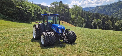 New Holland TN95DA