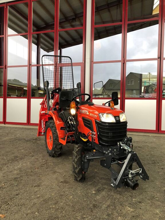 Kubota B1121 3