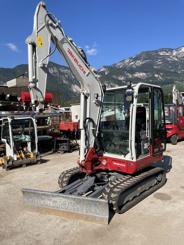 Takeuchi TB 240
