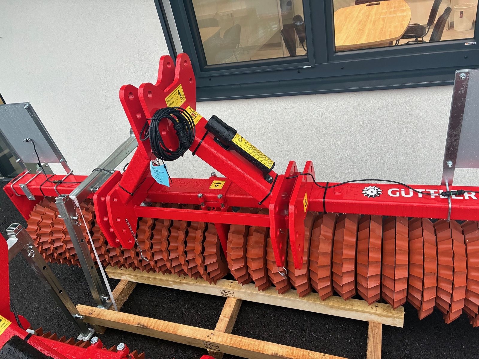 Guettler Matador 30 mit Dreipunktturm 2