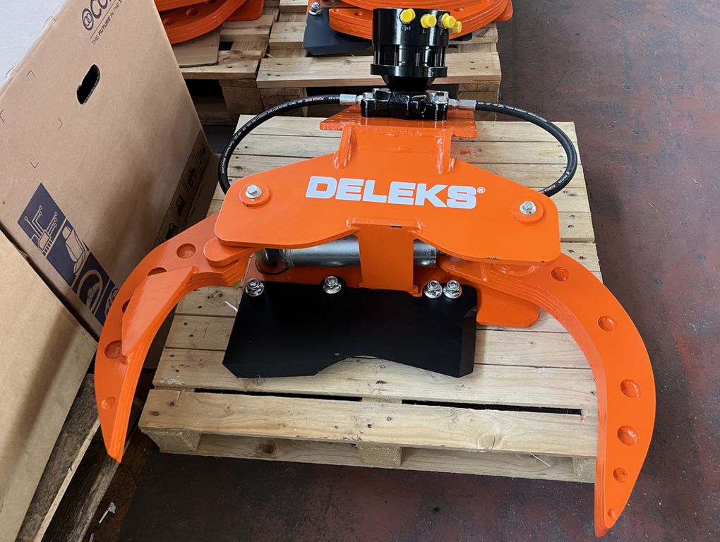 Deleks CF11-R Fällgreifer mit Rotator 2