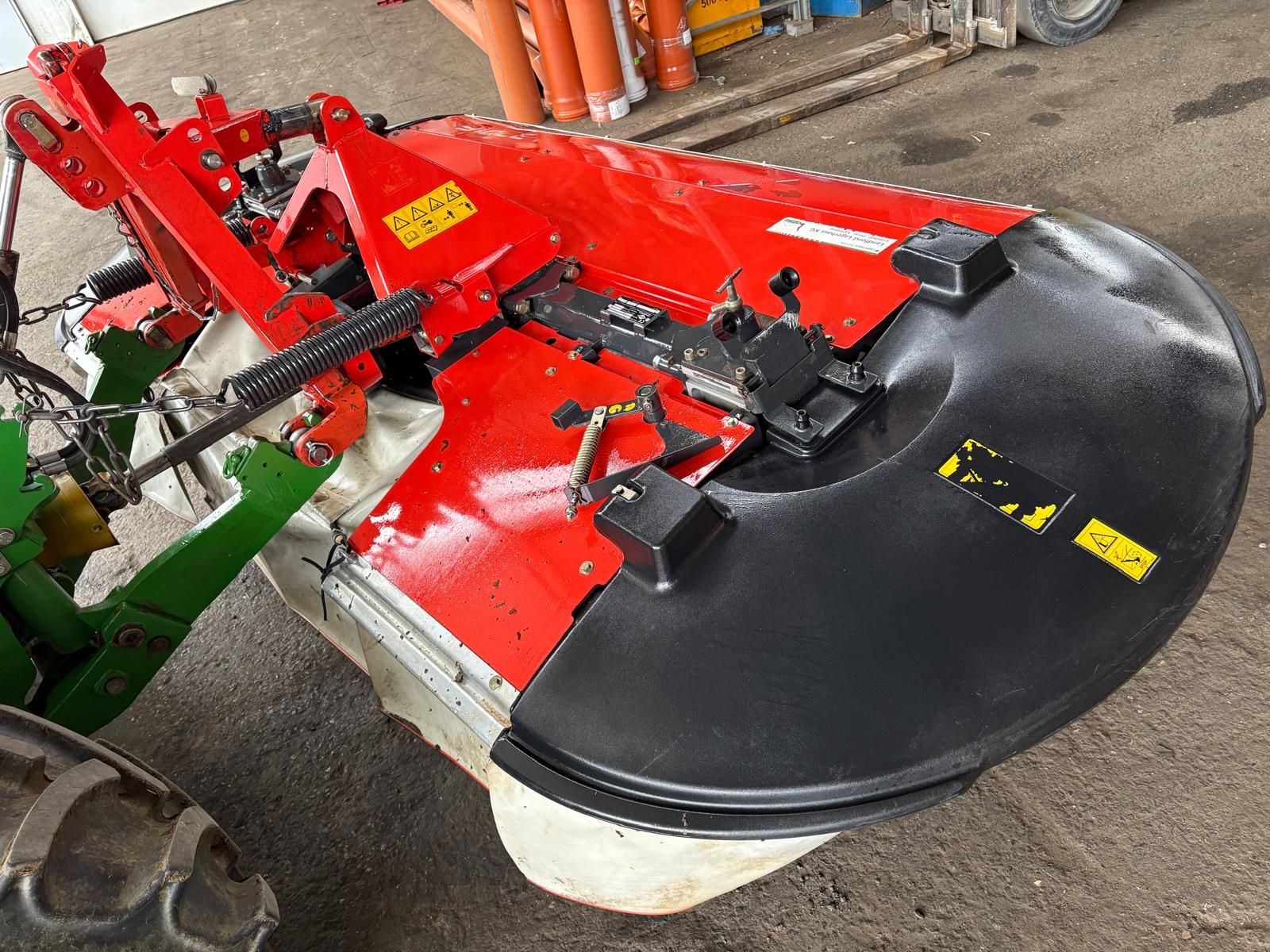 Kuhn PZ 320 F 2