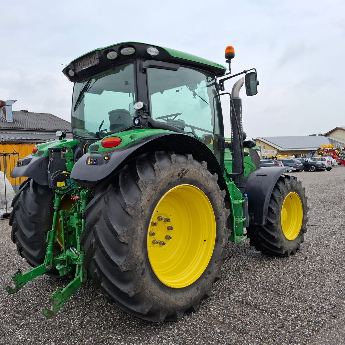 John Deere 6125 R 3