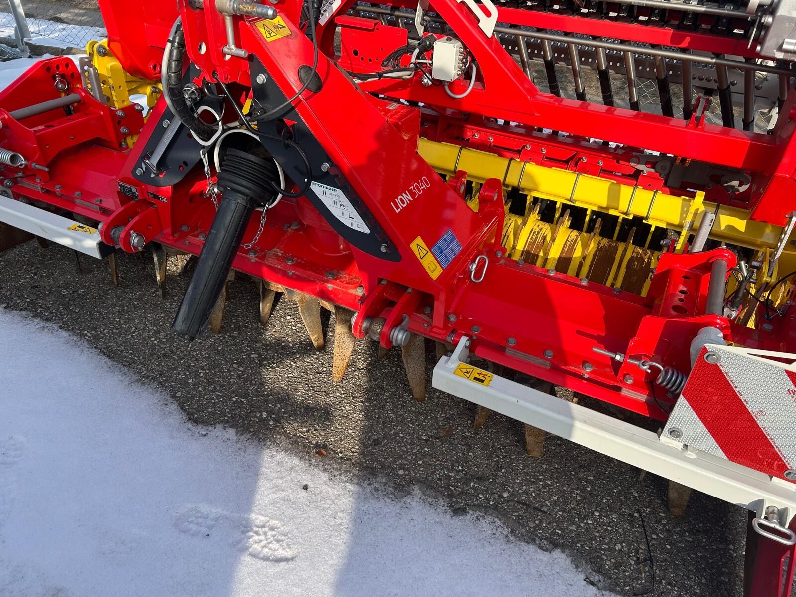 Pöttinger Kreiselegge Lion 3040 2