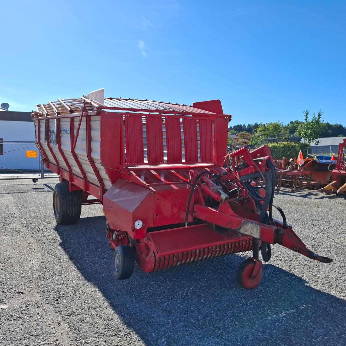 Pöttinger Ladewagen/ Boss 2 2