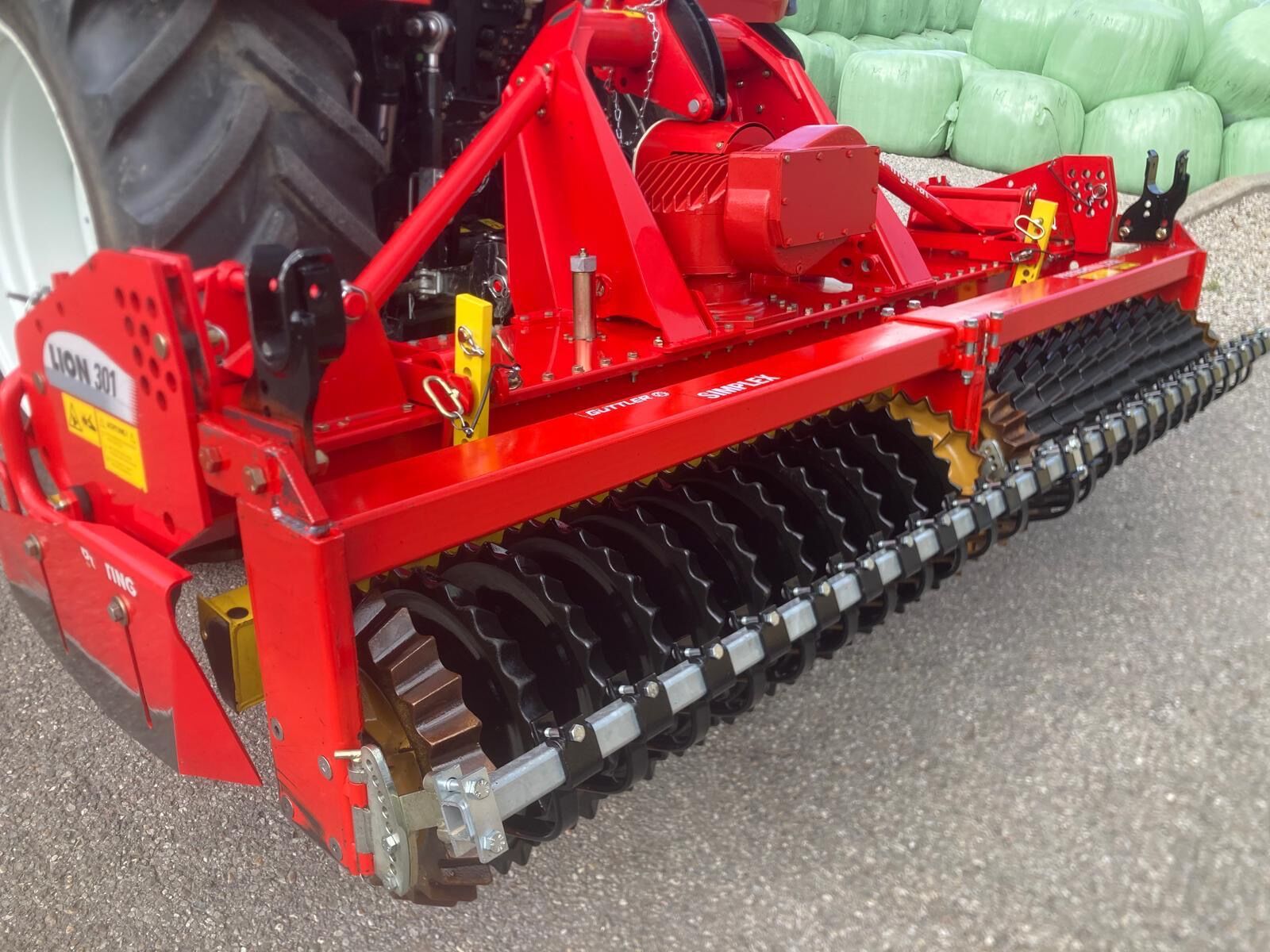 Pöttinger Kreiselegge Lion 301 3