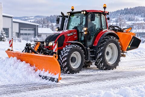 Valtra A 95