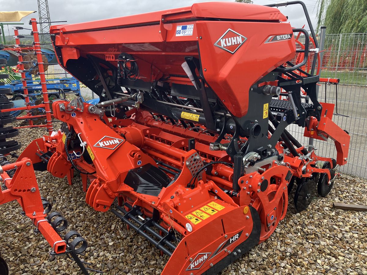 Kuhn HR 3020 + Sitera 3030 2