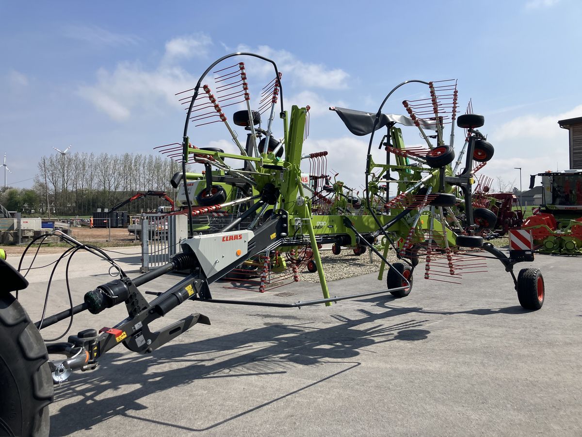 Claas Liner 1700  2