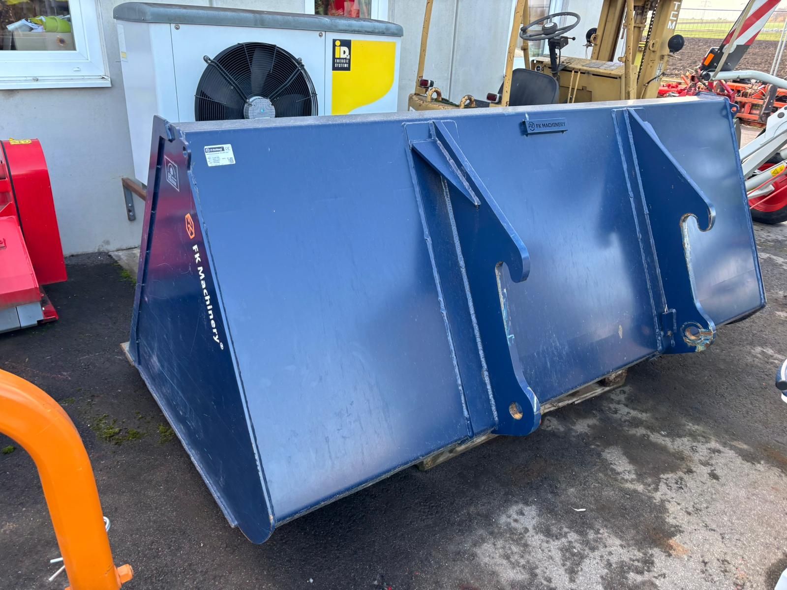 FK Maschinery 260cm Volumenschaufel 1