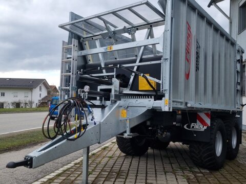 Fliegl Gigant ASW 256 C