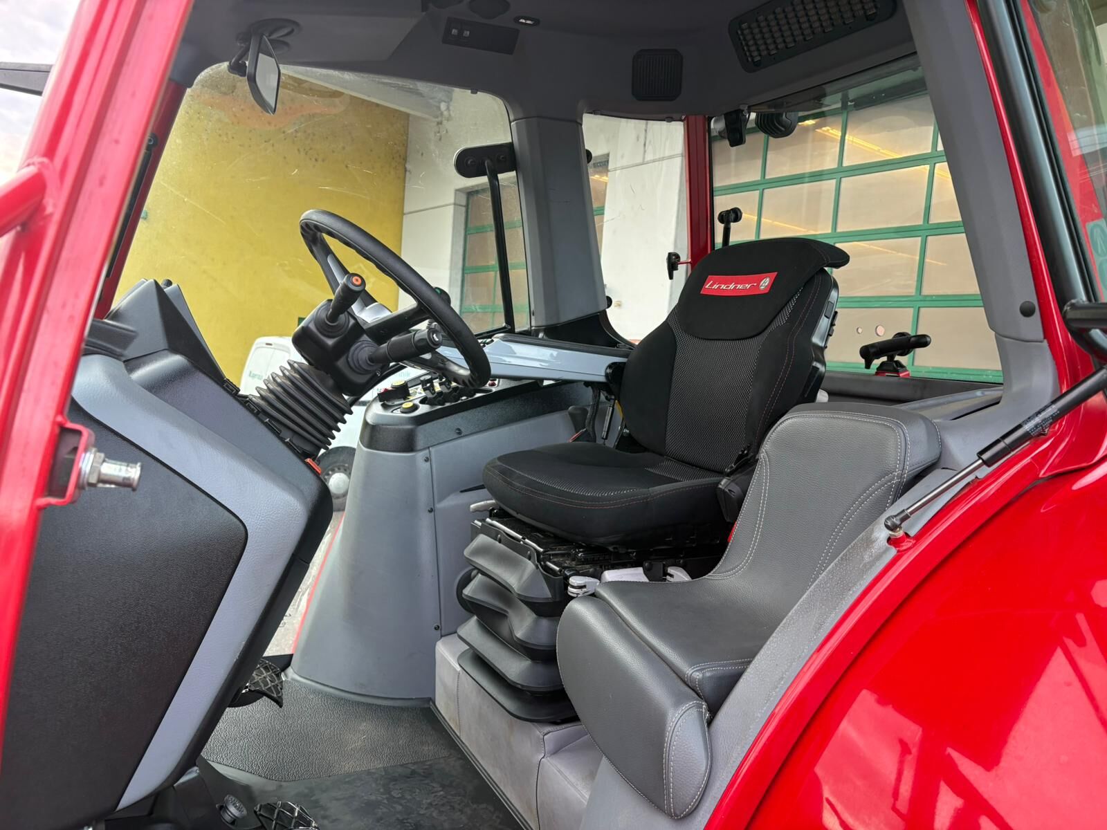 Lindner Lindtrac 110 3