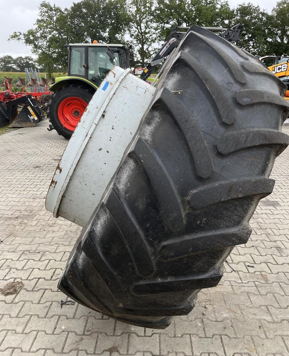 Michelin 650/65 R42 3