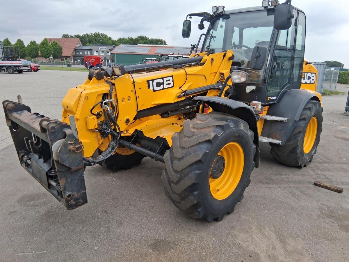 JCB TM 320S 2