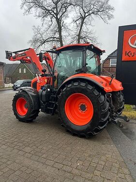 Kubota M6121 2