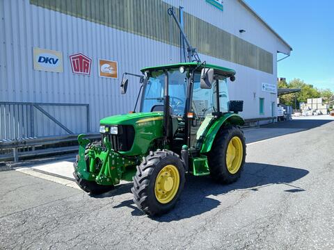 John Deere 5050E