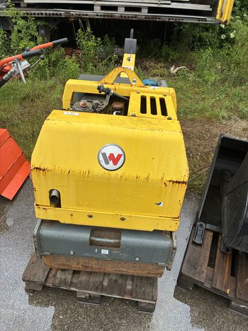 Wacker handgeführte Doppelvibrations-Tandemwalze