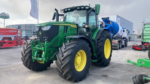 John Deere 6R 195