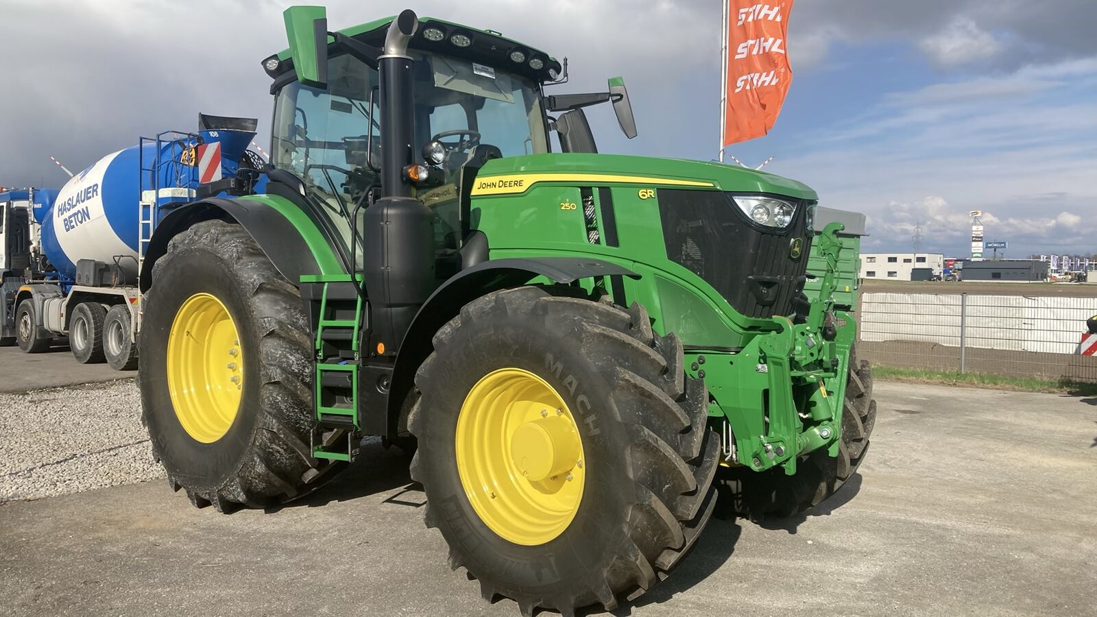 John Deere 6R 250 2