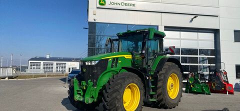 John Deere 7R 330