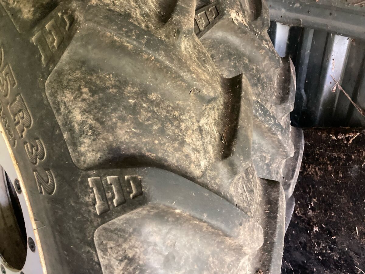 Case Steyr 270/95R48 270/95R32 2