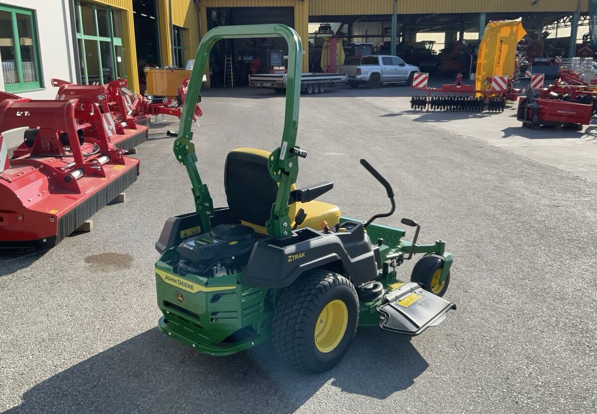John Deere Z 515E 3