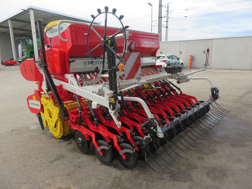 Pöttinger Lion 303.12 & Vitasem 302ADD 3