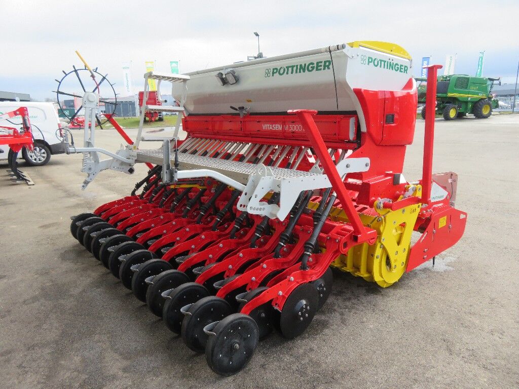 Pöttinger Lion 3040 & Vitasem M3000DD 2