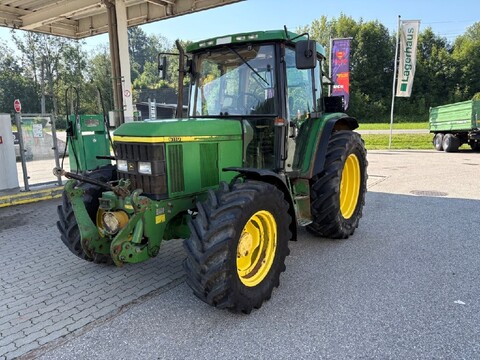 John Deere 6110 SE