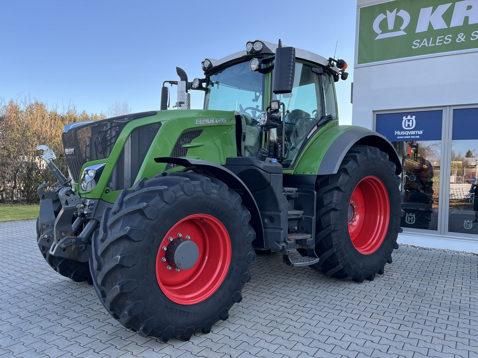 Fendt 826 Vario Profi+ 2