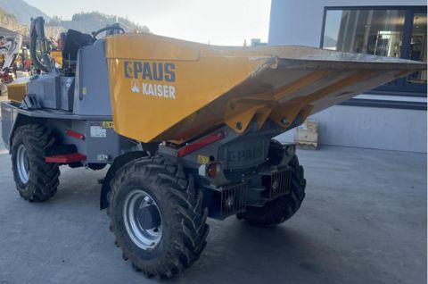 Paus AKR 9040