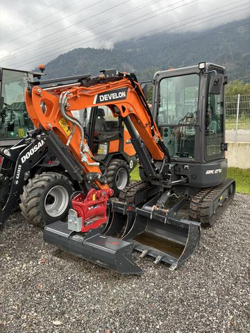 Doosan DX27z-7