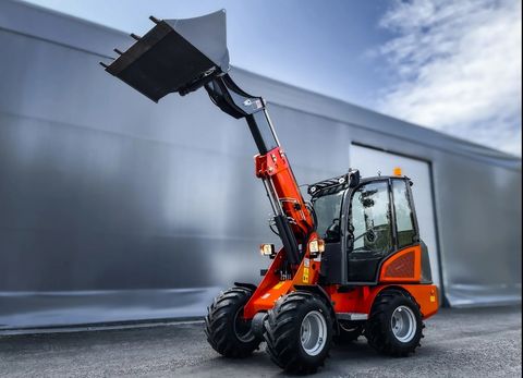 Teleskopradlader Rovant 1110 T mit Kabine