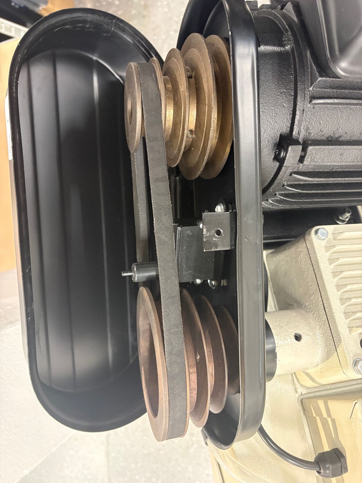 Metallbandsäge MBS 180 Eco / 400 V 2