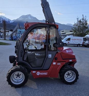 Teleskoplader Rovant 1500T  4m Hubhöhe/1350kg Tr