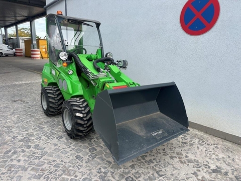 Avant M 635 Winterdienst + Kabine