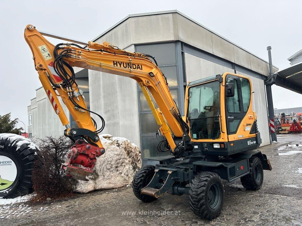 Hyundai R 55 W-9A Powertilt 3