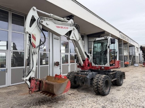 Takeuchi TB 295 W Powertilt