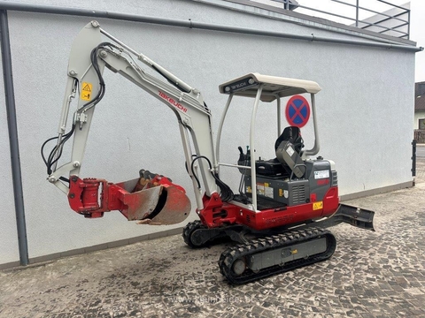 Takeuchi TB 219 Canopy + Powertilt