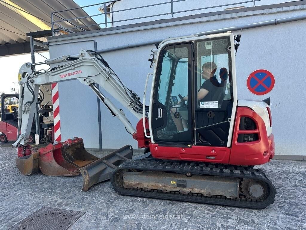 Takeuchi TB 370 Powertilt ZS 2