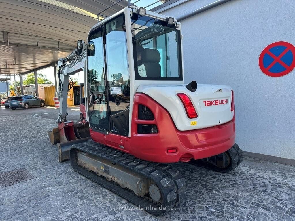 Takeuchi TB 370 Powertilt ZS 3