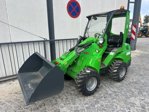 Avant M 635 Winterdienst + Kabine
