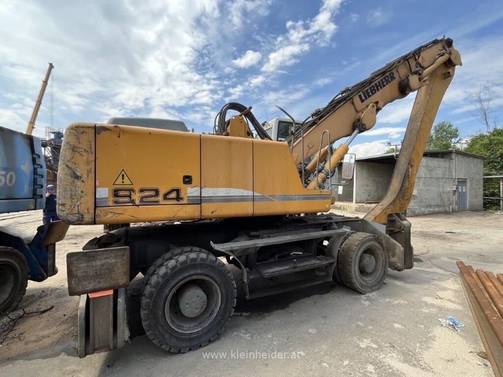 Liebherr A 924 C Industry 2
