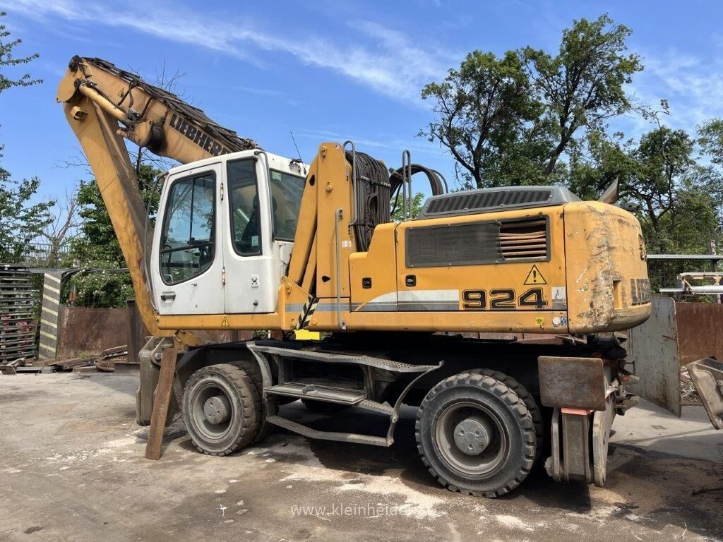 Liebherr A 924 C Industry 3