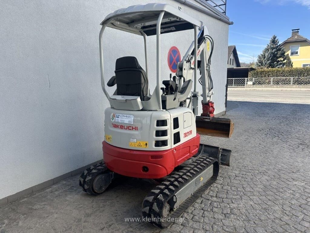 Takeuchi TB 217 R Powertilt 2