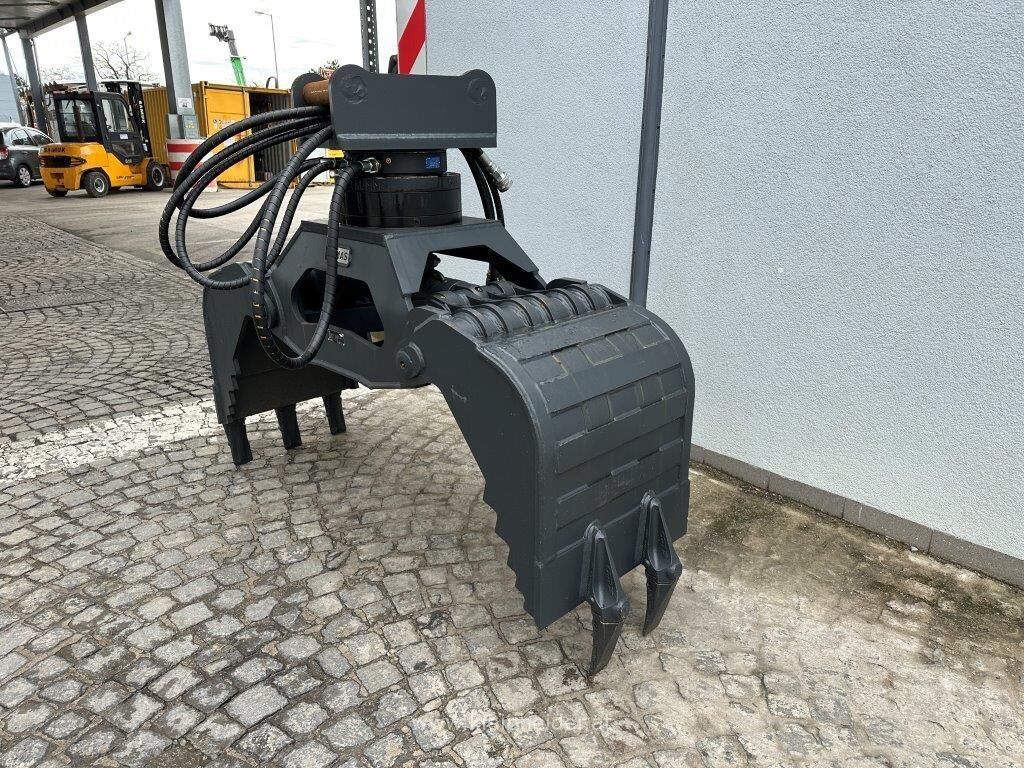 Greifer Menzi Muck UG 15 M18 3